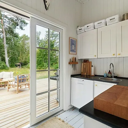 بيت للعطل Cozy Summerhouse On Bornholm