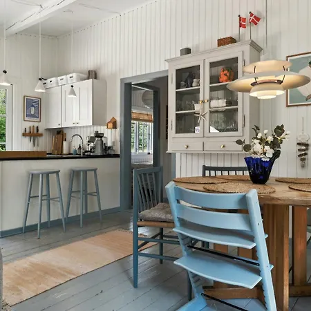 Cozy Summerhouse On Bornholm بيت للعطل *