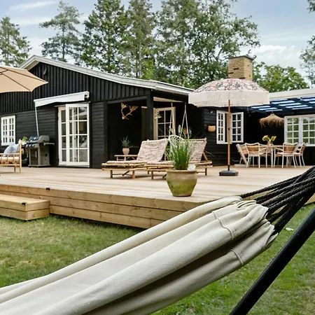 Cozy Summerhouse On Bornholm Nyaraló *