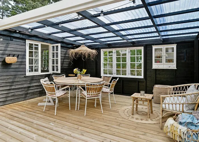 Cozy Summerhouse On Bornholm
