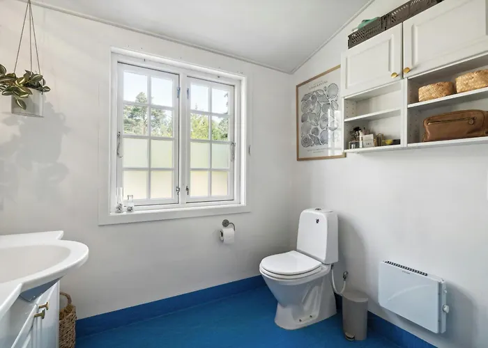 Cozy Summerhouse On Bornholm * Vester Somarken