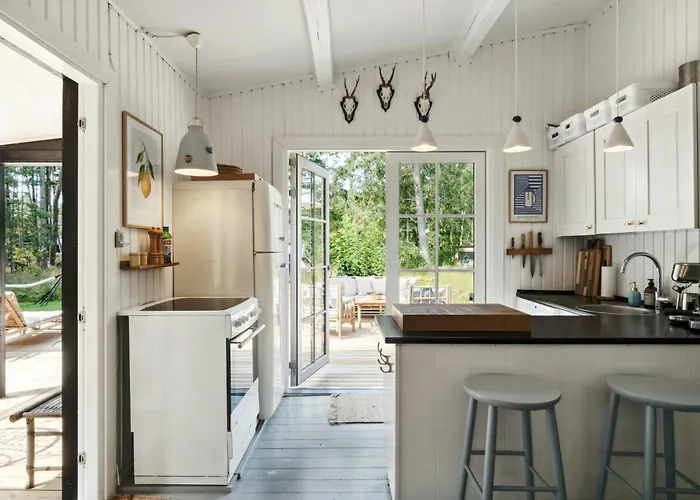 Cozy Summerhouse On Bornholm Vester Somarken