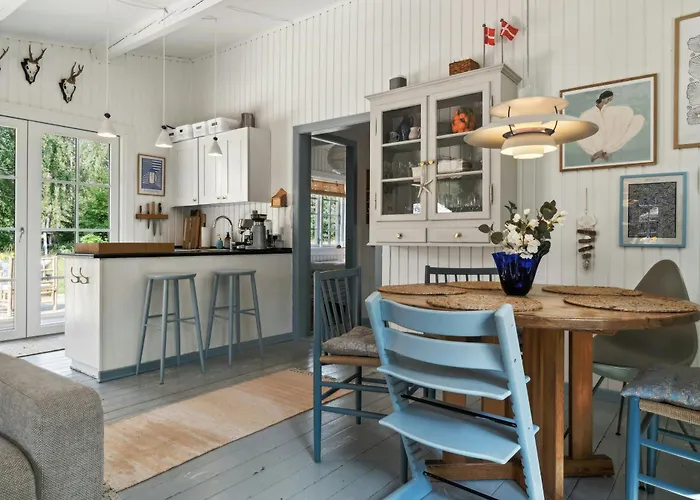 Cozy Summerhouse On Bornholm Casa vacanze *