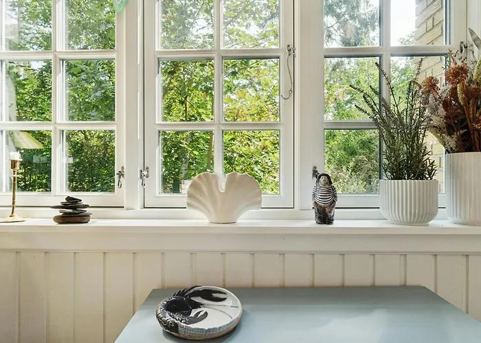 Cozy Summerhouse On Bornholm