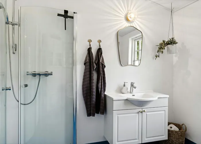 Semesterbostad Cozy Summerhouse On Bornholm *